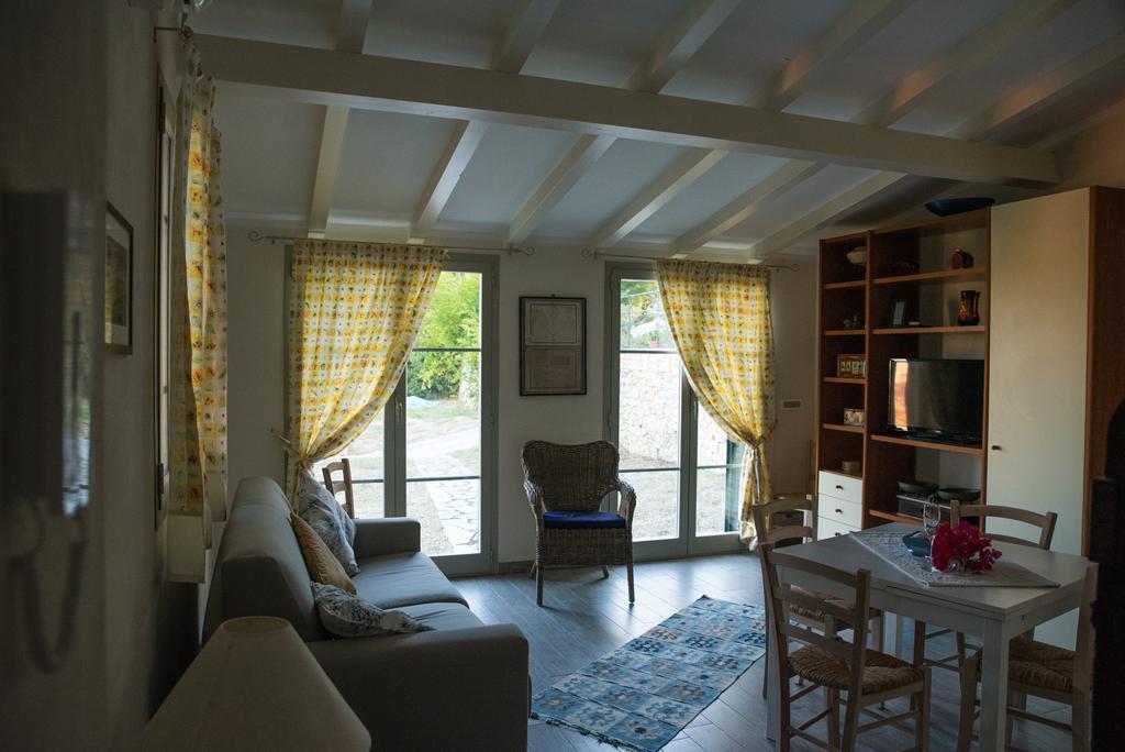 Villa Caterina อิมเปรีอา ห้อง รูปภาพ