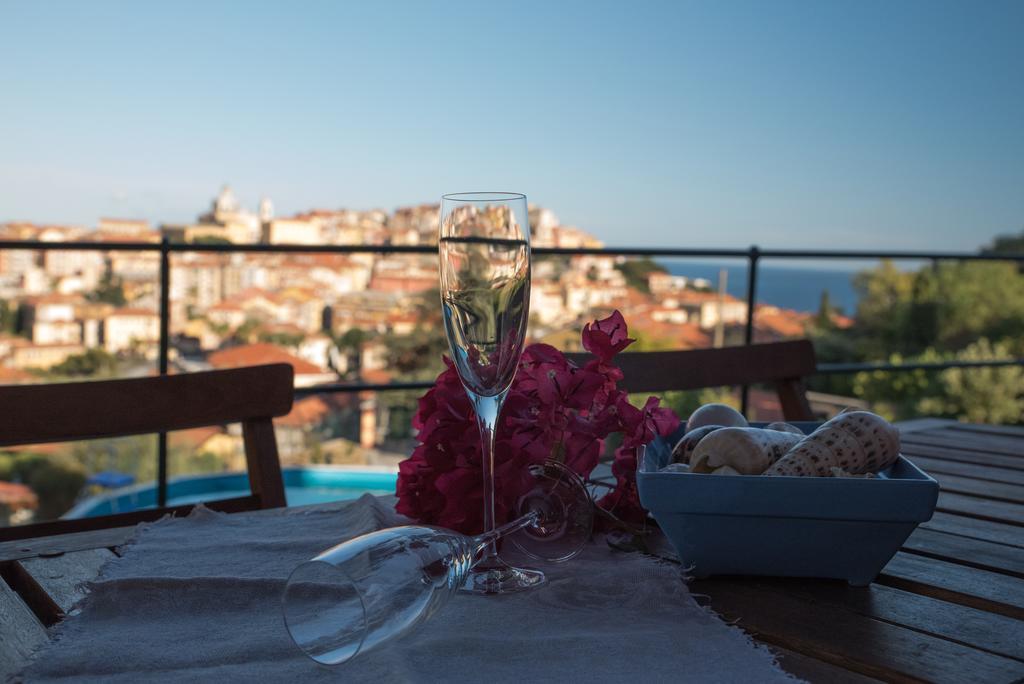 Villa Caterina อิมเปรีอา ห้อง รูปภาพ